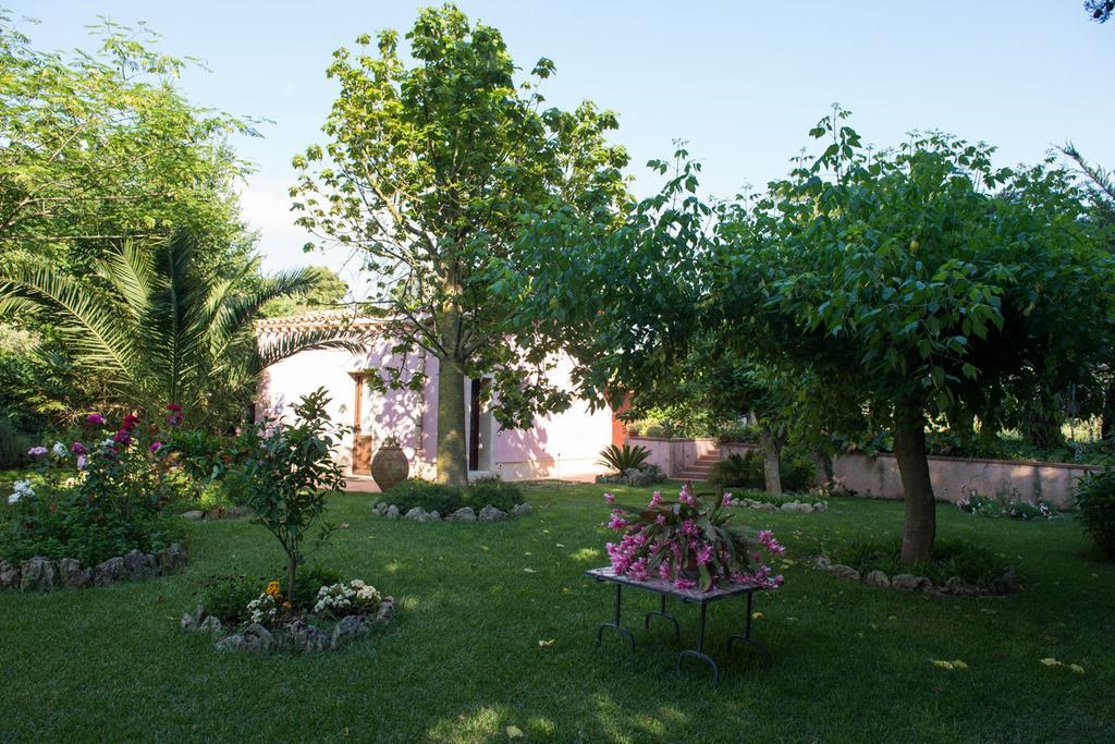 Ai Cipressi Panzió Salemi Kültér fotó
